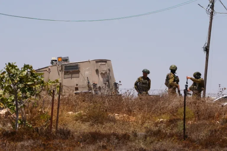 Palestinian Families Endure Second Week of Siege by Israeli Settlers in Qusra