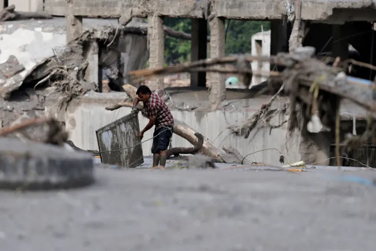 Catastrophic Himalayan Floods Leave Over 360 Dead and 1,400 Missing in Nepal and Tibet