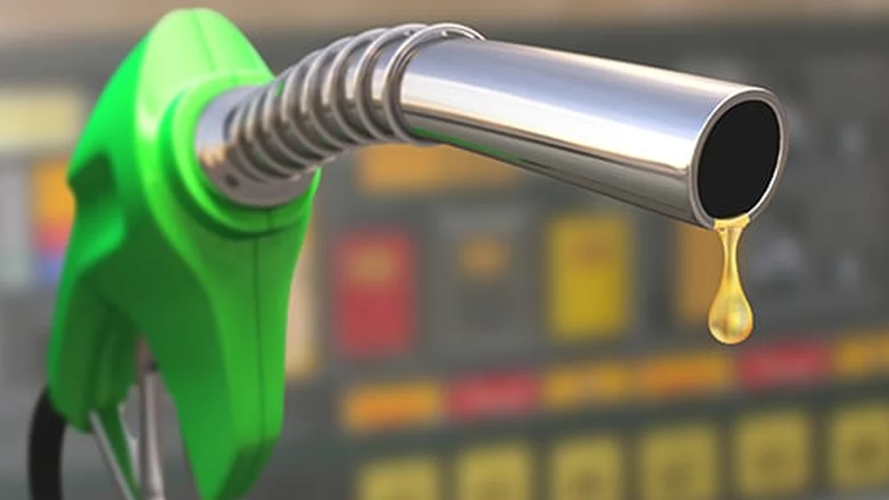 Global Crude Oil Prices Dip Below $80 Amid Hopes for Hormuz Strait Stability