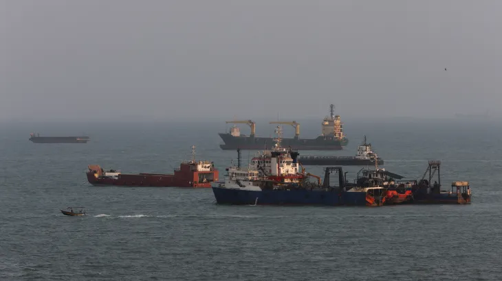 UAE Imposes Total Trade Embargo on Iran Following Missile Attack Allegations