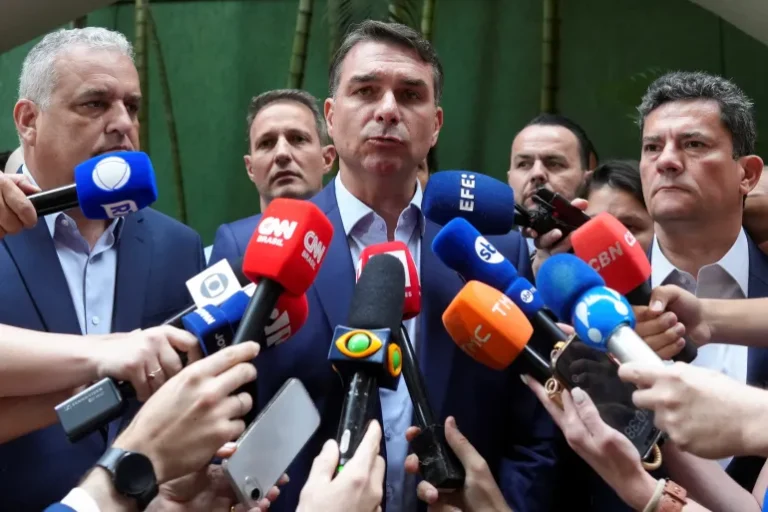 Senator Flavio Bolsonaro Faces Corruption Probe Weeks Before Brazil Presidential Election