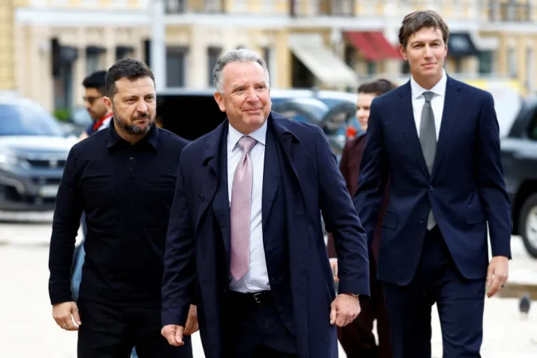 US Envoys Meet Zelenskyy in Kyiv Following High-Stakes Moscow Discussions