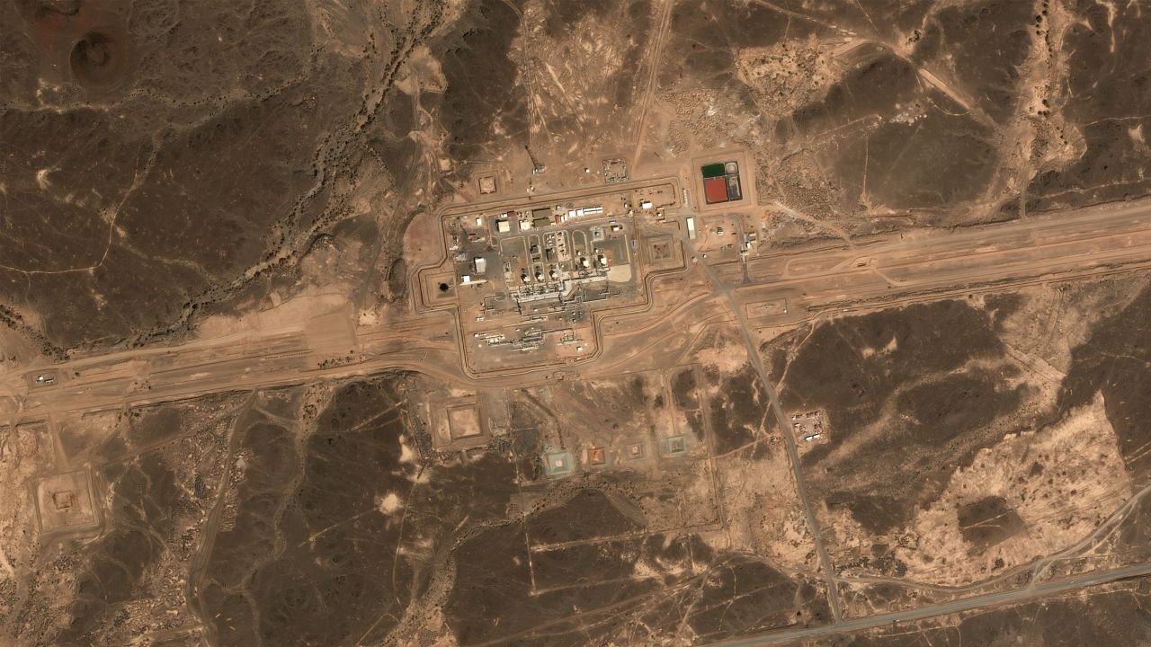 Saudi Arabian Oil Pipeline System Struck by Projectiles Amid Regional Tensions