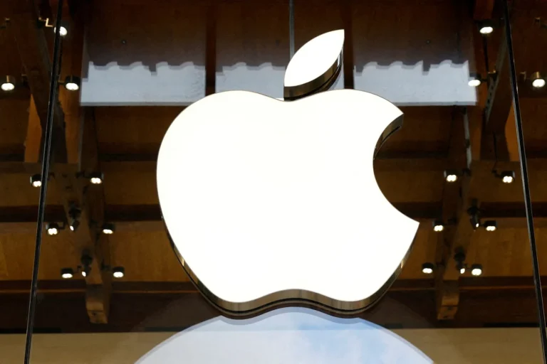 Apple CEO John Ternus Faces High-Stakes Keynote With Foldable iPhone and AI Strategy