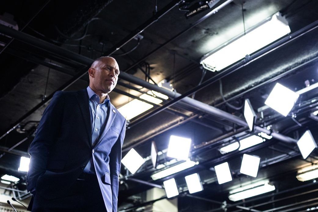 Democratic Leadership Faces Internal Friction as Progressive Insurgents Gain Momentum