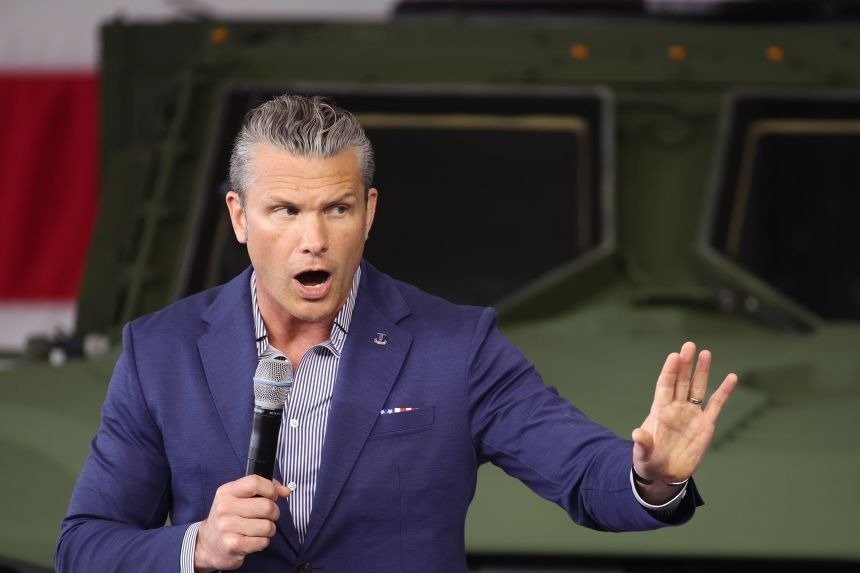 Army Leadership Crisis Deepens as Critics Accuse Hegseth of Prioritizing Culture Wars Over Modernization