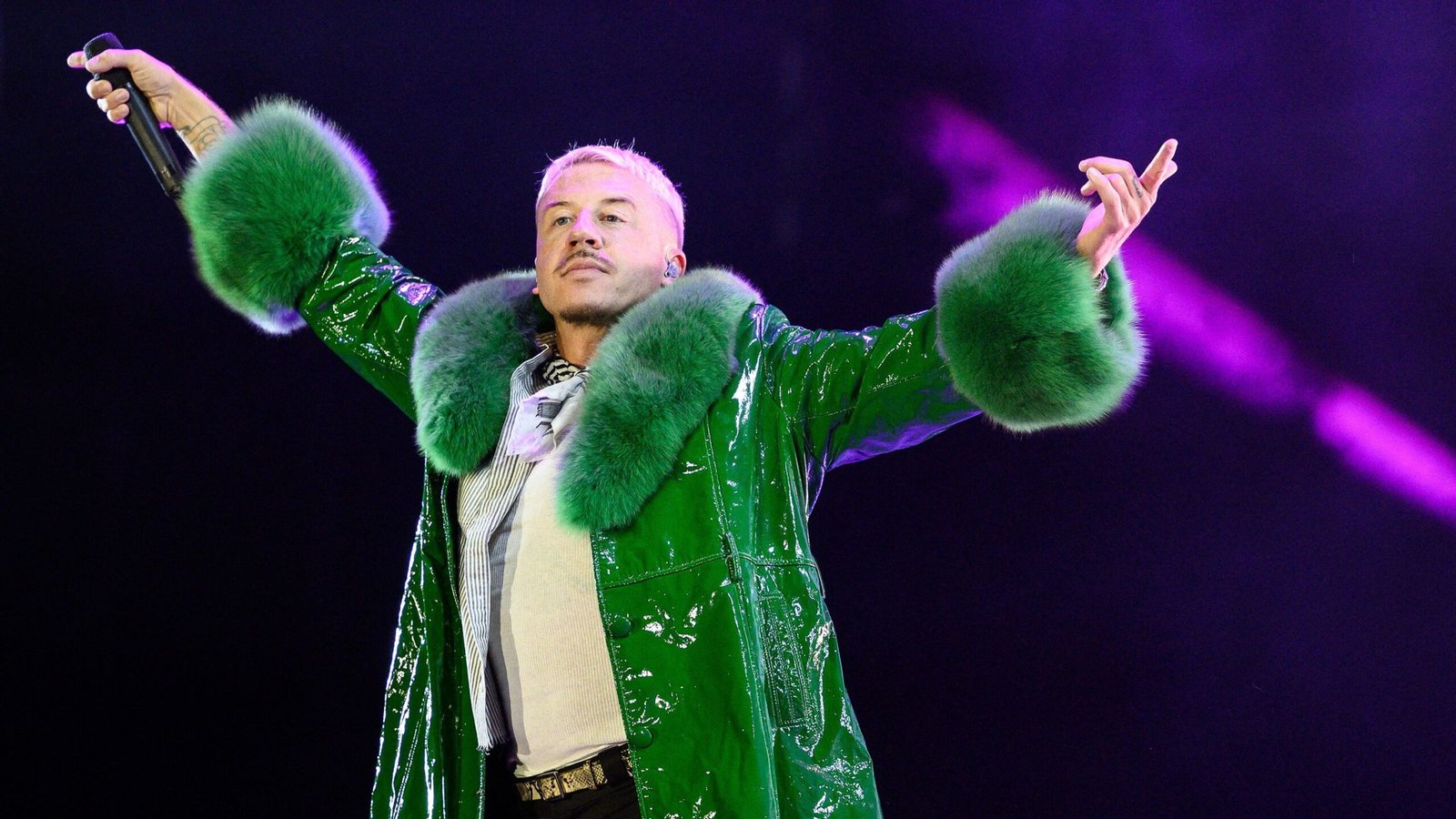 Opening Acts Quit Sheeran Tour Following Macklemore’s Removal